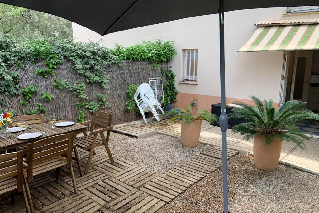 Les Bains De Mer Yourhosthelper Apartment Bandol Exterior photo