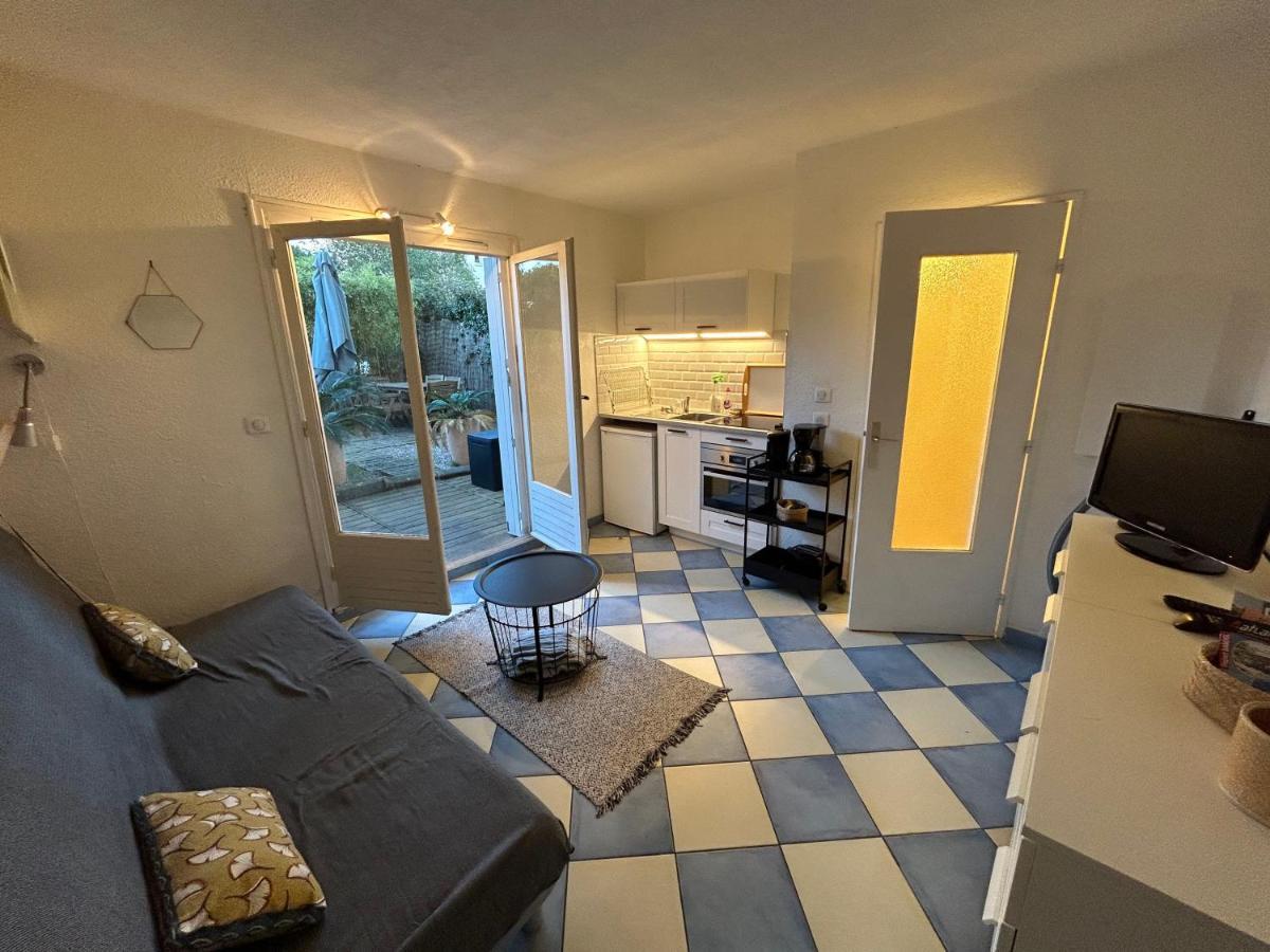 Les Bains De Mer Yourhosthelper Apartment Bandol Exterior photo